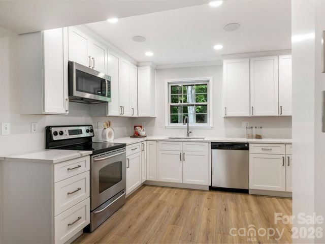 11510 Painted Tree Road, Charlotte, NC 28226