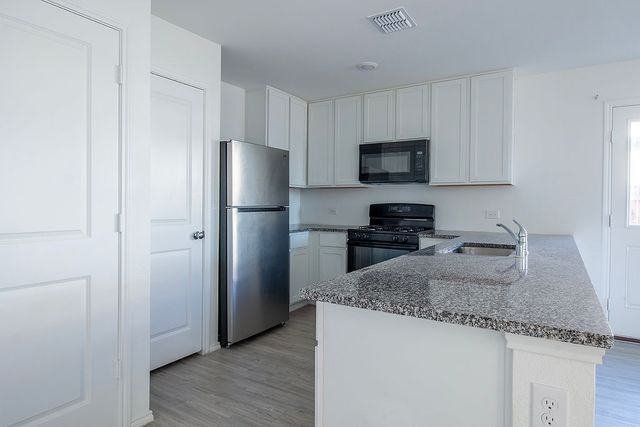 1707 Twin Foals Lane, Crandall, TX 75114