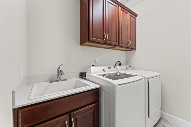 15723 Huddleston Drive, Cypress, TX 77429