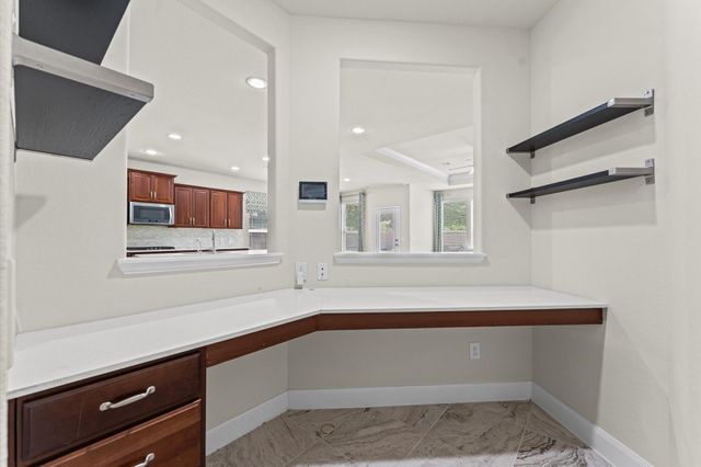 15723 Huddleston Drive, Cypress, TX 77429