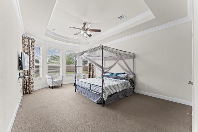 15723 Huddleston Drive, Cypress, TX 77429