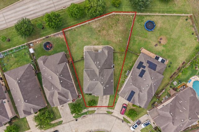 15723 Huddleston Drive, Cypress, TX 77429