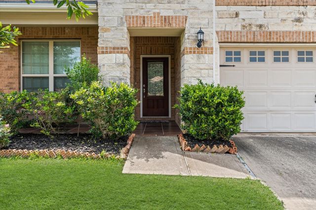 15723 Huddleston Drive, Cypress, TX 77429