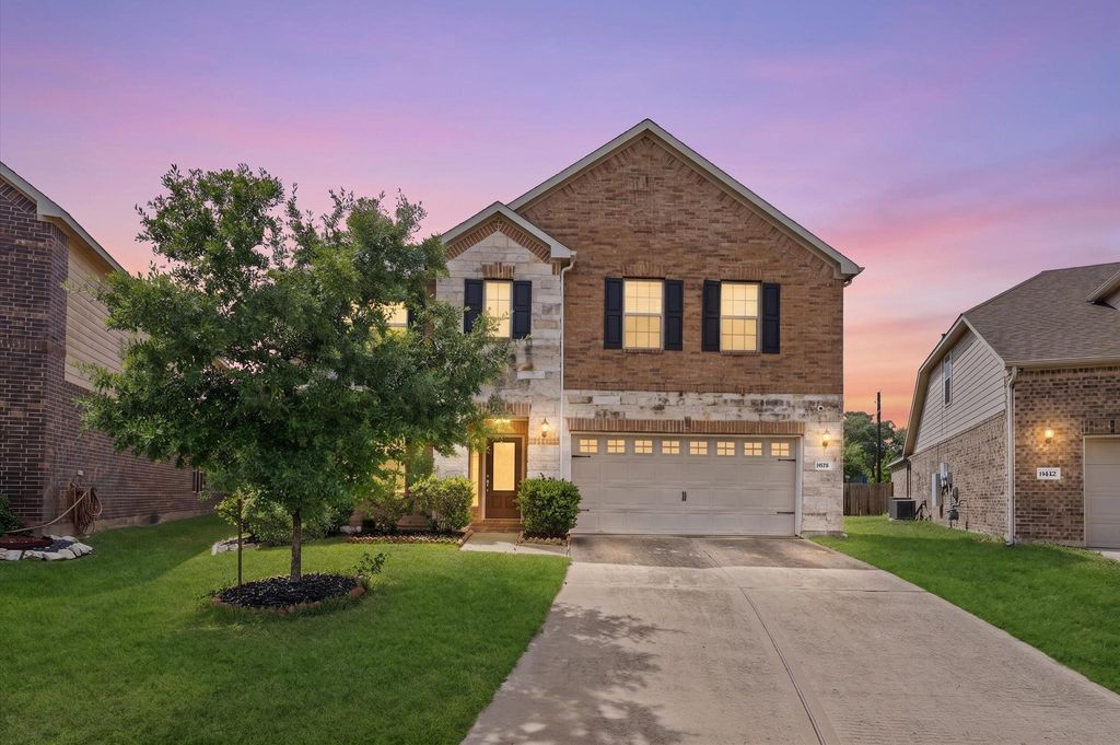 15723 Huddleston Drive, Cypress, TX 77429