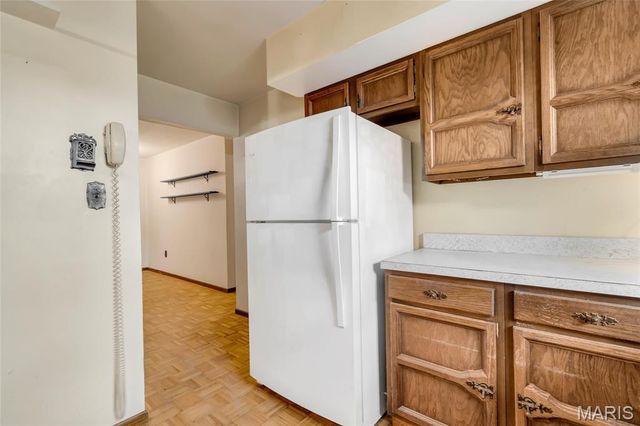 2704 Harres Lane, Columbia, IL 62236