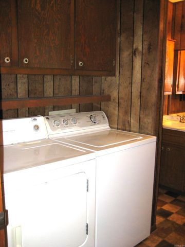 901 Hastey Avenue, Mena, AR 71953