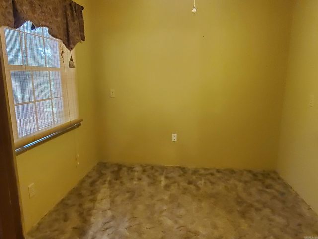 901 Hastey Avenue, Mena, AR 71953