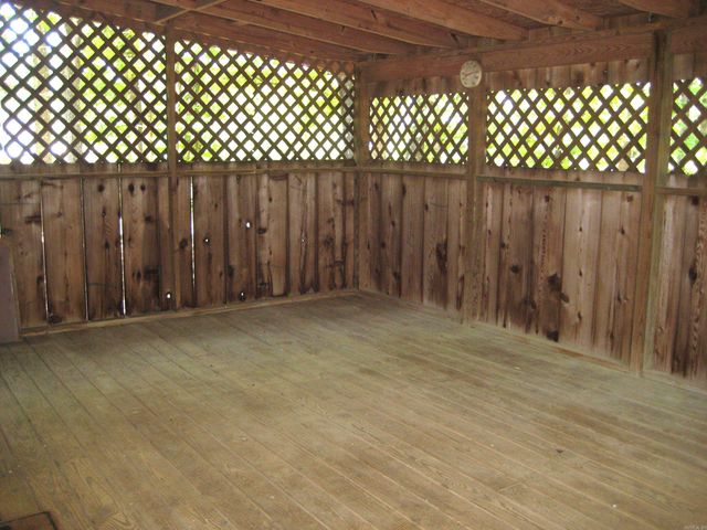 901 Hastey Avenue, Mena, AR 71953