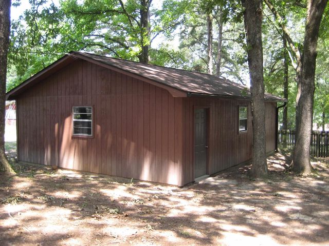 901 Hastey Avenue, Mena, AR 71953