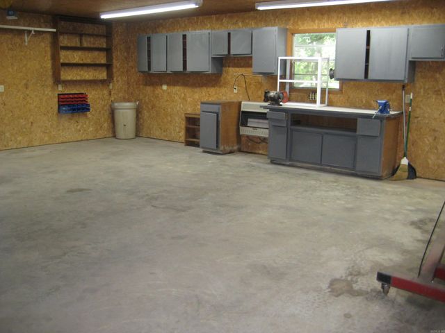 901 Hastey Avenue, Mena, AR 71953