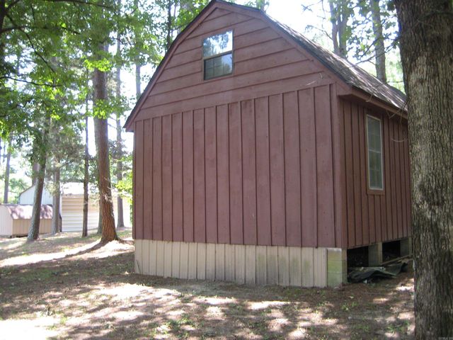 901 Hastey Avenue, Mena, AR 71953