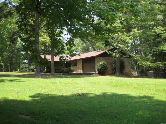 901 Hastey Avenue, Mena, AR 71953