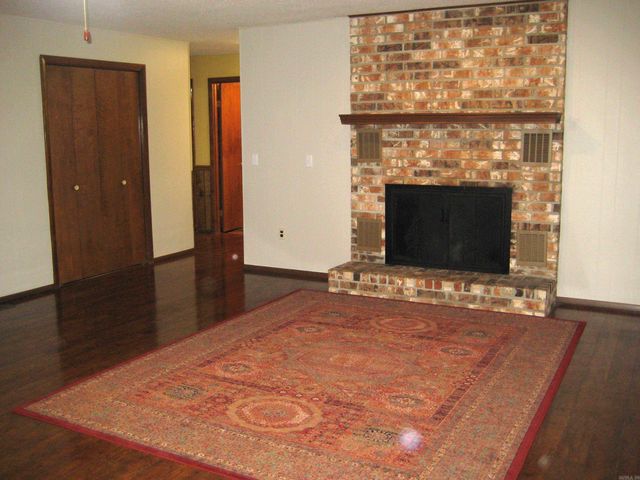 901 Hastey Avenue, Mena, AR 71953