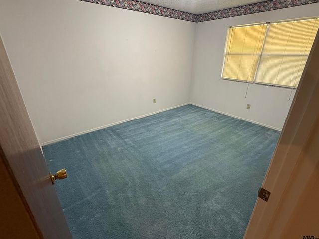 226 Caroline St, Rusk, TX 75785