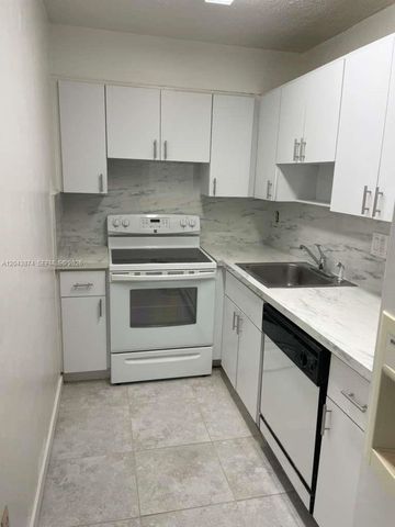 4805 NW 7th St 109-15, Miami, FL 33126