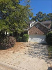 3256 Blackwood Lane, Atlanta, GA 30349