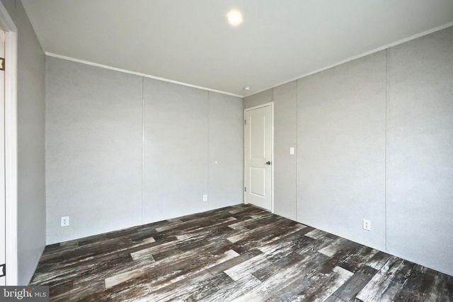 69 MOBILE DR, Thomasville, PA 17364