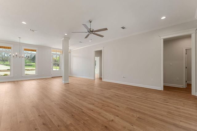 28 Pecan Acres, Hattiesburg, MS 39402