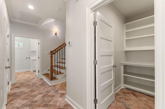 28 Pecan Acres, Hattiesburg, MS 39402