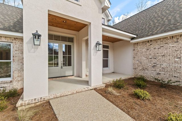 28 Pecan Acres, Hattiesburg, MS 39402