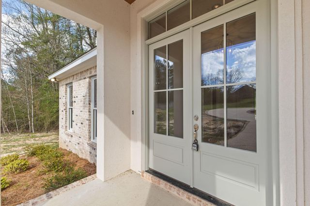 28 Pecan Acres, Hattiesburg, MS 39402