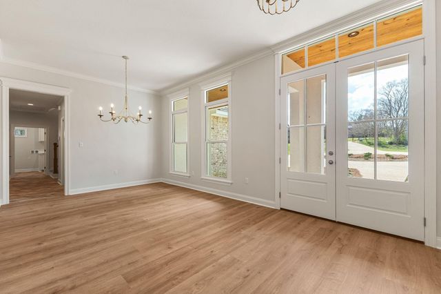 28 Pecan Acres, Hattiesburg, MS 39402