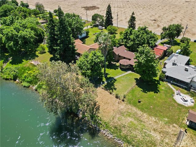 805 2nd St, Tehama, CA 96090