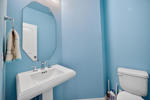 11022 Honeysuckle Haven Drive, Cypress, TX 77433