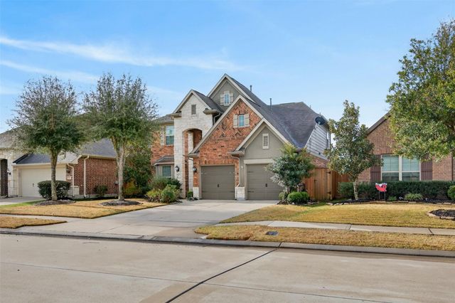 11022 Honeysuckle Haven Drive, Cypress, TX 77433