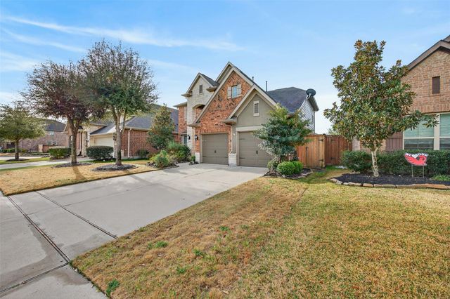 11022 Honeysuckle Haven Drive, Cypress, TX 77433