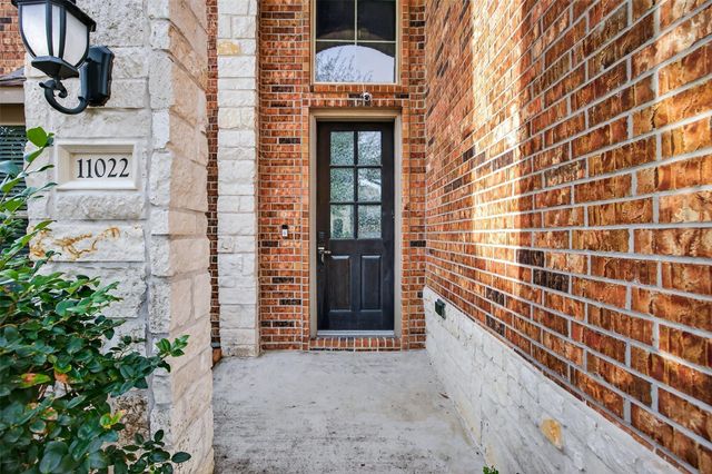 11022 Honeysuckle Haven Drive, Cypress, TX 77433