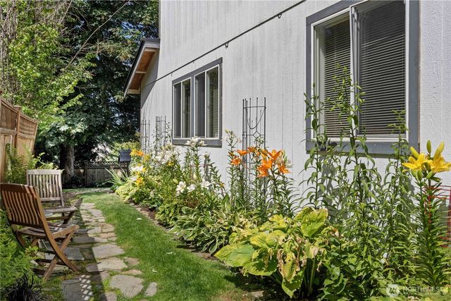 515 19th Avenue SW, Puyallup, WA 98371