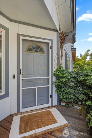 515 19th Avenue SW, Puyallup, WA 98371