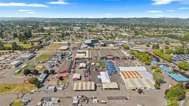 515 19th Avenue SW, Puyallup, WA 98371