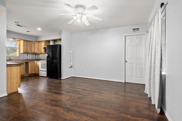 8911 Carraway Lane, Magnolia, TX 77354