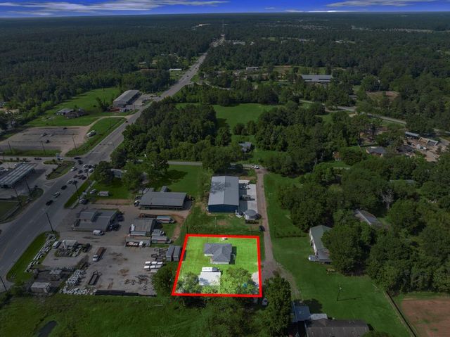 8911 Carraway Lane, Magnolia, TX 77354