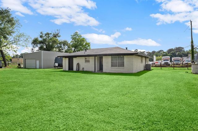 8911 Carraway Lane, Magnolia, TX 77354