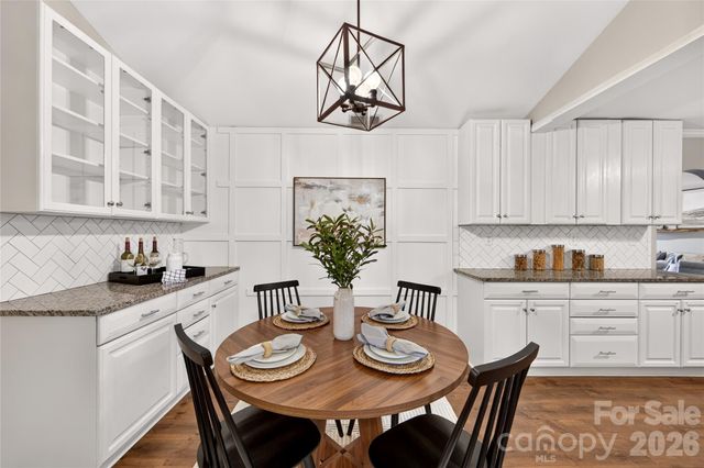 1422 McIlroy Road, Charlotte, NC 28212