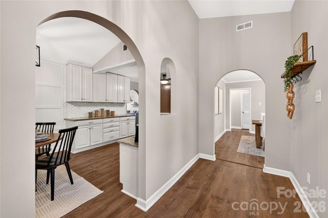 1422 McIlroy Road, Charlotte, NC 28212
