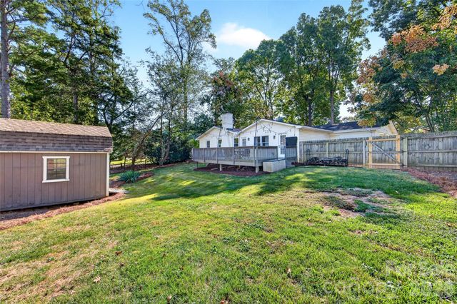 1422 McIlroy Road, Charlotte, NC 28212