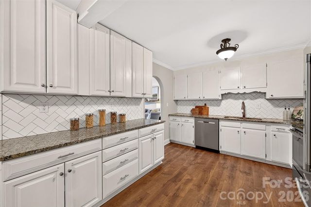 1422 McIlroy Road, Charlotte, NC 28212