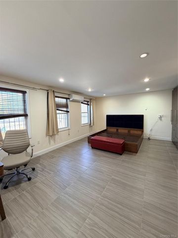 3321 Farrington Street 2nd FL, Flushing, NY 11354