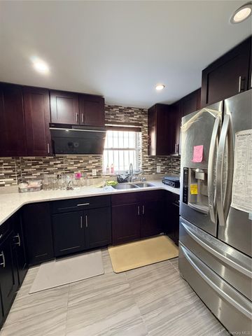 3321 Farrington Street 2nd FL, Flushing, NY 11354