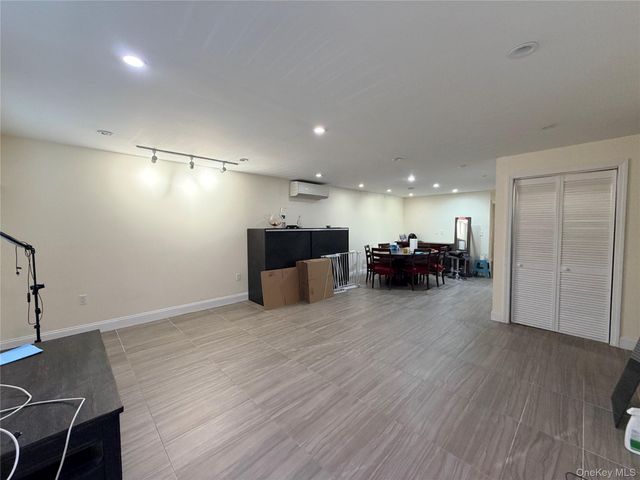 3321 Farrington Street 2nd FL, Flushing, NY 11354