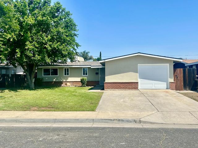 55 Pico Avenue, Clovis, CA 93612