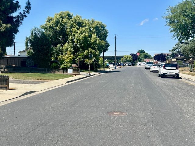 55 Pico Avenue, Clovis, CA 93612
