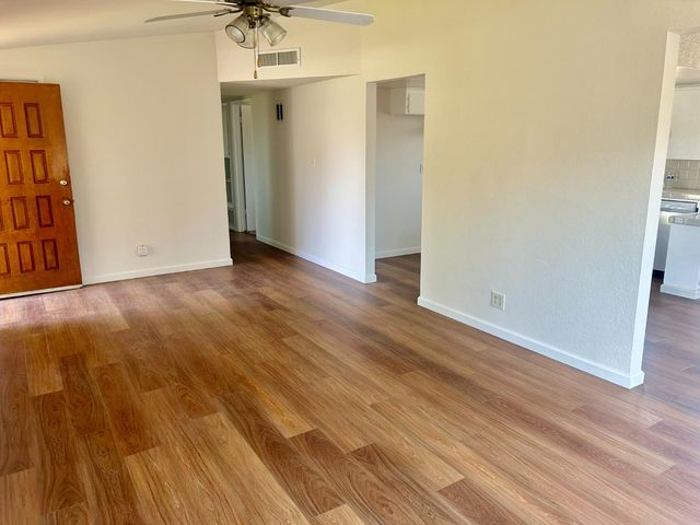55 Pico Avenue, Clovis, CA 93612