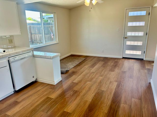 55 Pico Avenue, Clovis, CA 93612