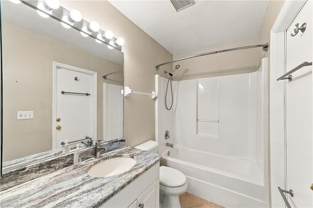 919 NW 6th PL, Cape Coral, FL 33993
