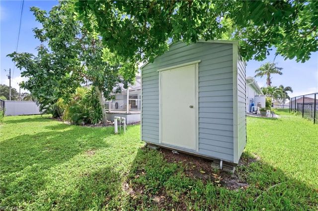 919 NW 6th PL, Cape Coral, FL 33993